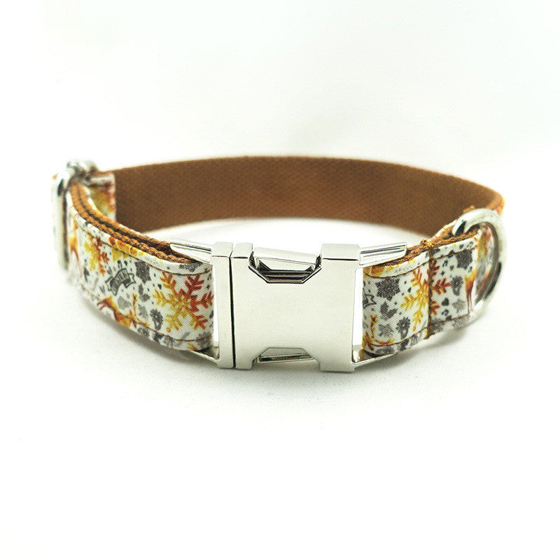 Collar Navideño Dorado Hecho a Mano para Perro de MUTTCO